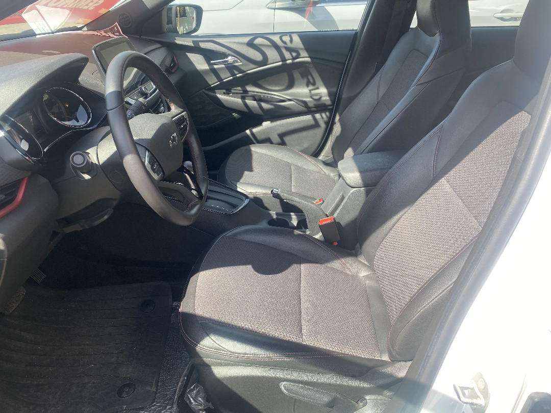 ONIX 1.0 TURBO FLEX RS AUTOMÁTICO11