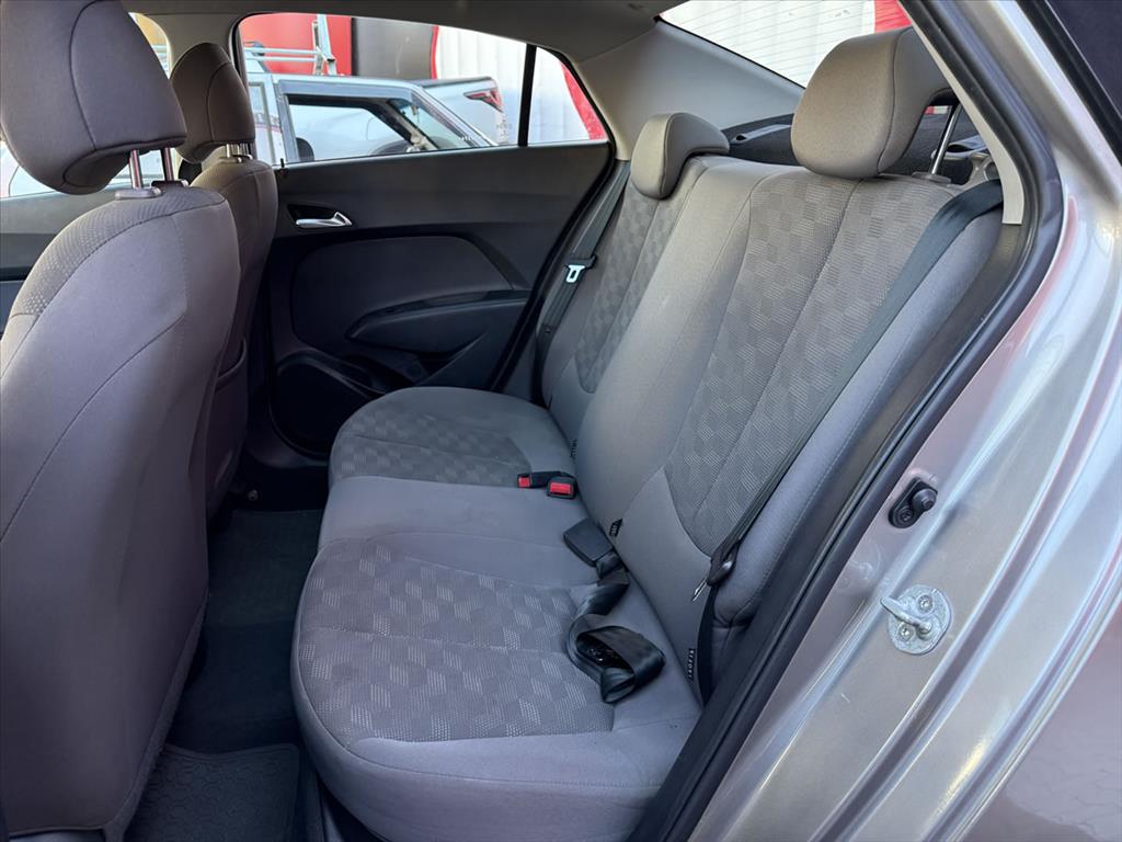 Hyundai Hb20S - 1.6 COMFORT STYLE 16V FLEX 4P AUTOMÁTICO