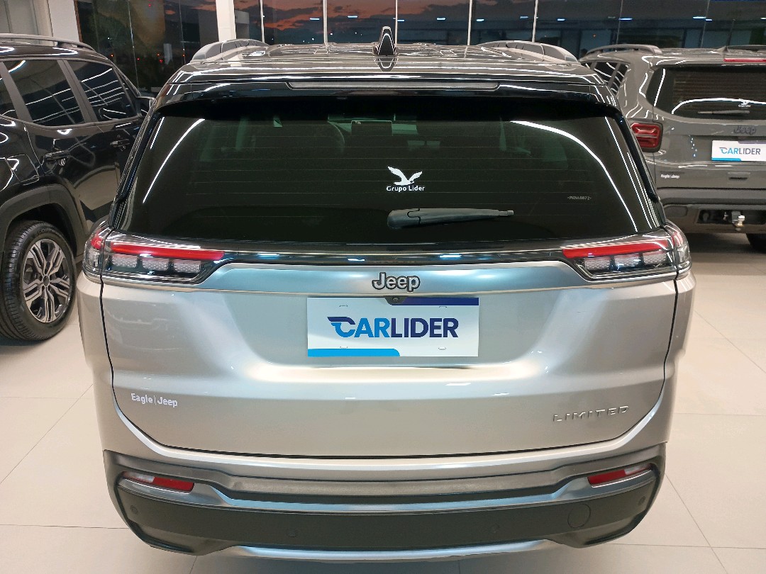 COMMANDER 1.3 T270 TURBO FLEX LIMITED AT61