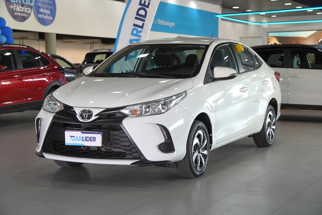 YARIS 1.5 16V FLEX XL MULTIDRIVE YARIS 1.5 16V FLEX XL MULTIDRIVE