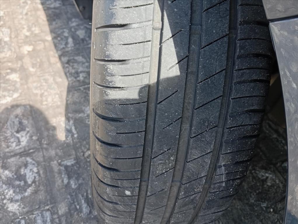 Hyundai-HB20S-1.0 TGDI FLEX PLATINUM AUTOMÁTICO