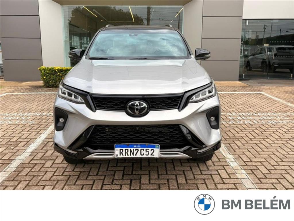 2.8 D-4D TURBO DIESEL DIAMOND 7L 4X4 AUTOMÁTICO