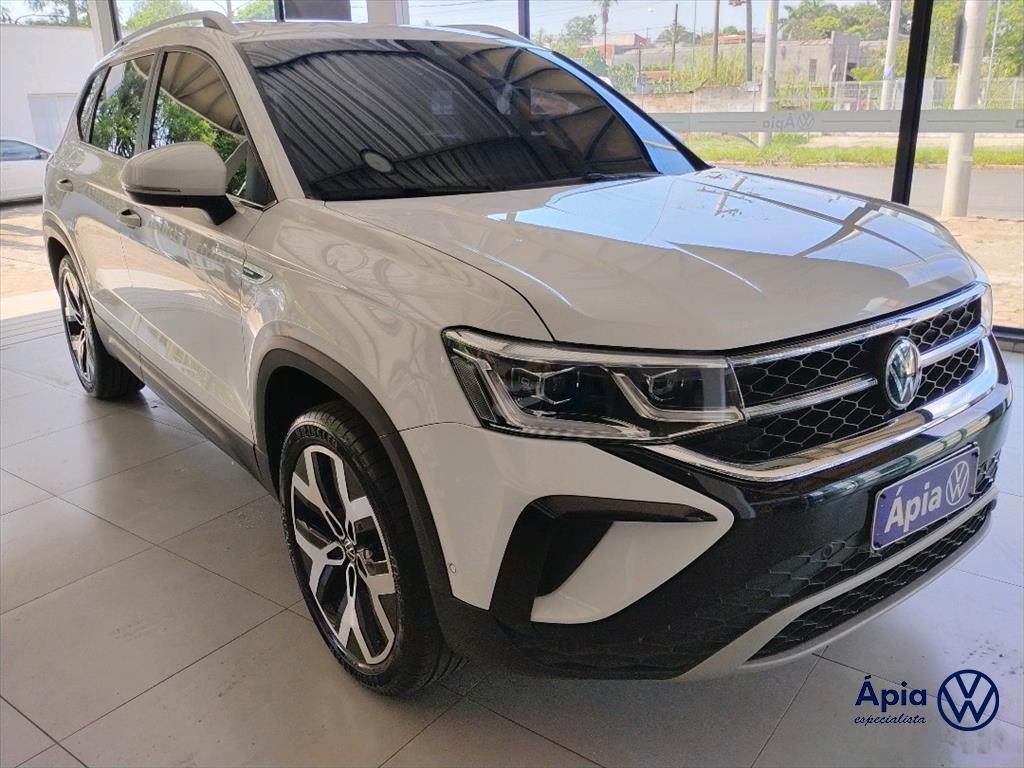 TAOS 1.4 250 TSI TOTAL FLEX HIGHLINE AUTOMÁTICO2