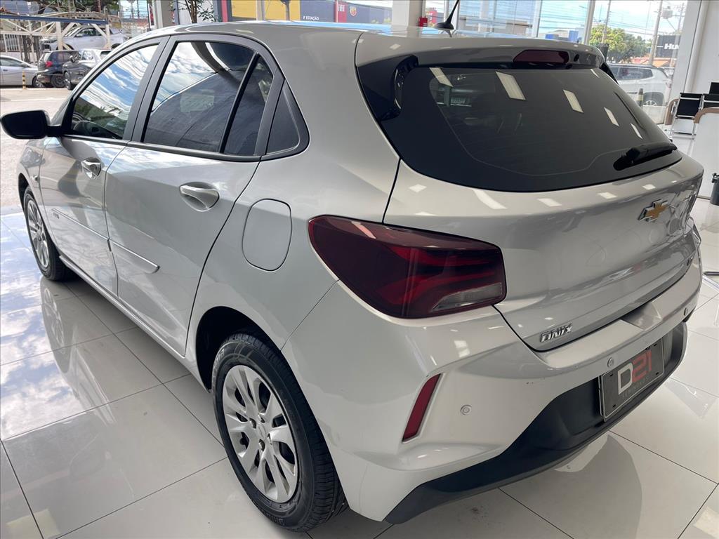 GM - Chevrolet-ONIX-1.0 FLEX LT MANUAL