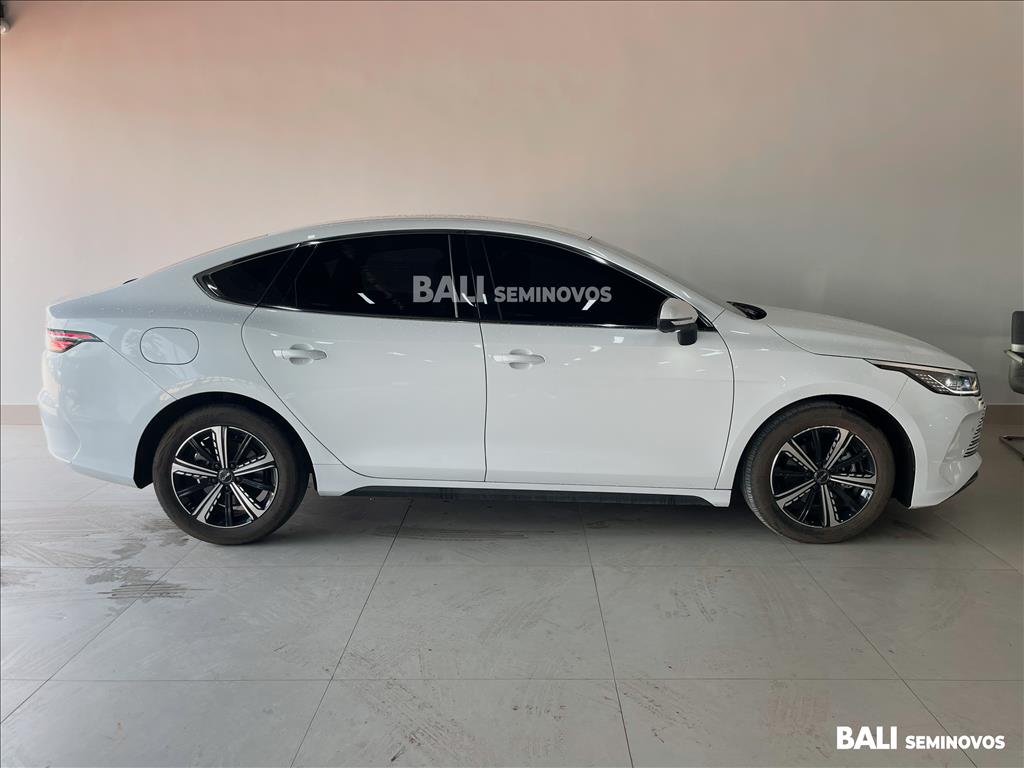 KING 1.5 DM-I PHEV GL AUTOMÁTICO3