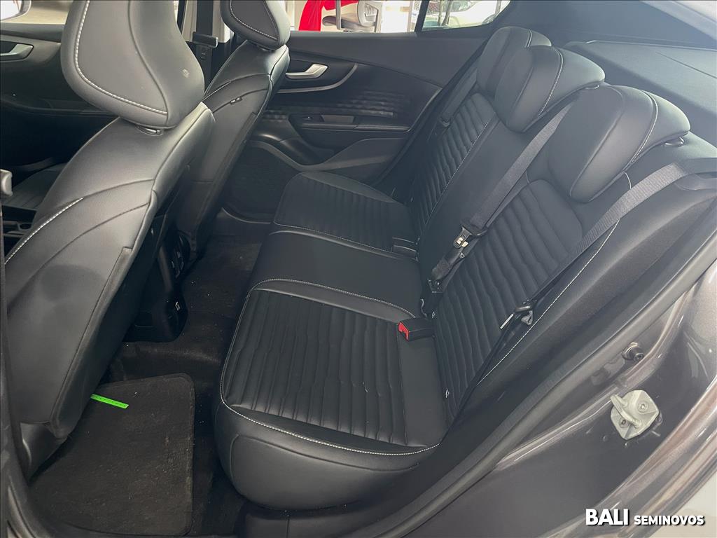 FASTBACK 1.0 TURBO 200 HYBRID AUDACE CVT15