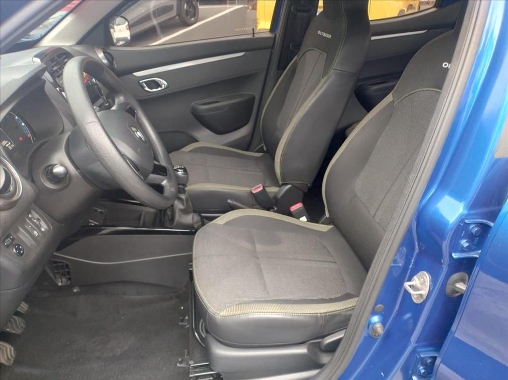 KWID 1.0 12V SCE FLEX OUTSIDER MANUAL12