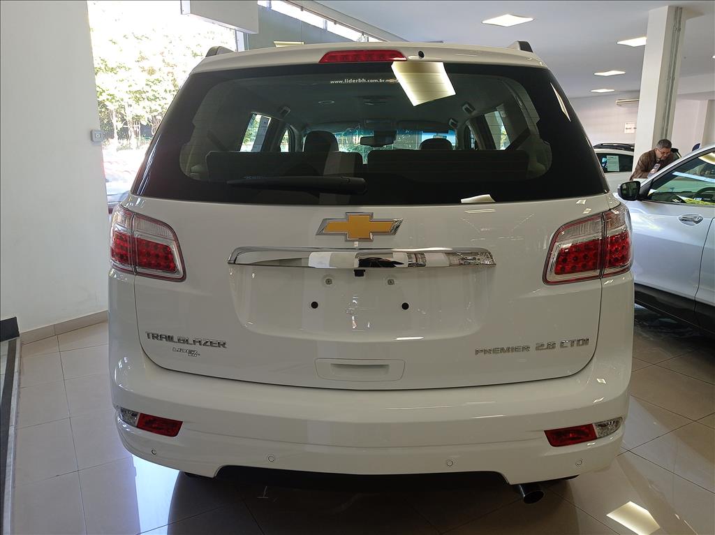 TRAILBLAZER 2.8 PREMIER 4X4 16V TURBO DIESEL 4P AUTOMÁTICO TRAILBLAZER 2.8 PREMIER 4X4 16V TURBO DIESEL 4P AUTOMÁTICO