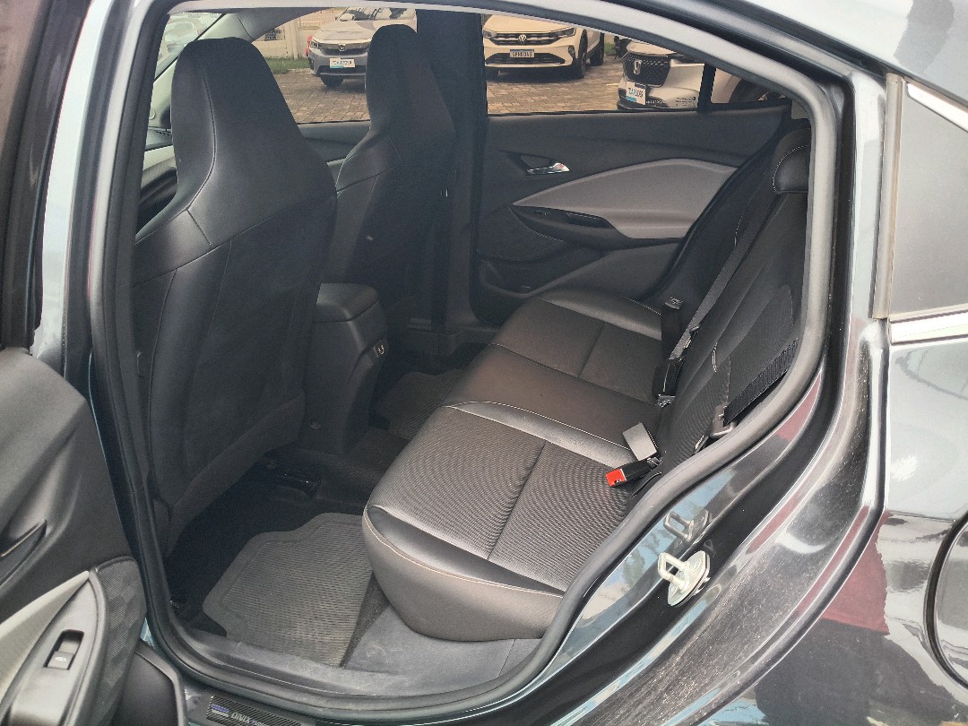 ONIX 1.0 TURBO FLEX PREMIER AUTOMÁTICO6