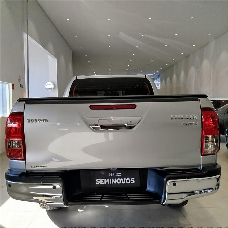 HILUX 2.8 D-4D TURBO DIESEL CD SRV 4X4 AUTOMÁTICO