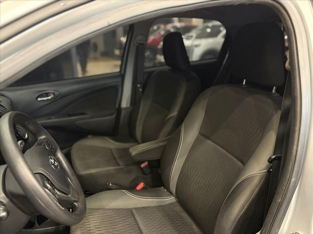 ETIOS 1.5 X PLUS 16V FLEX 4P AUTOMÁTICO4