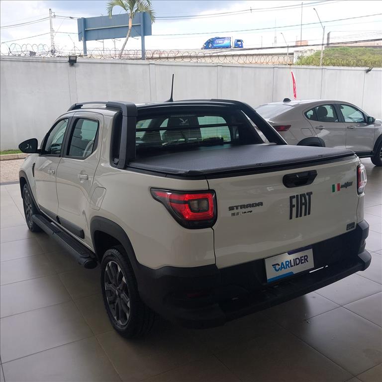 STRADA 1.0 TURBO 200 FLEX ULTRA CD CVT5