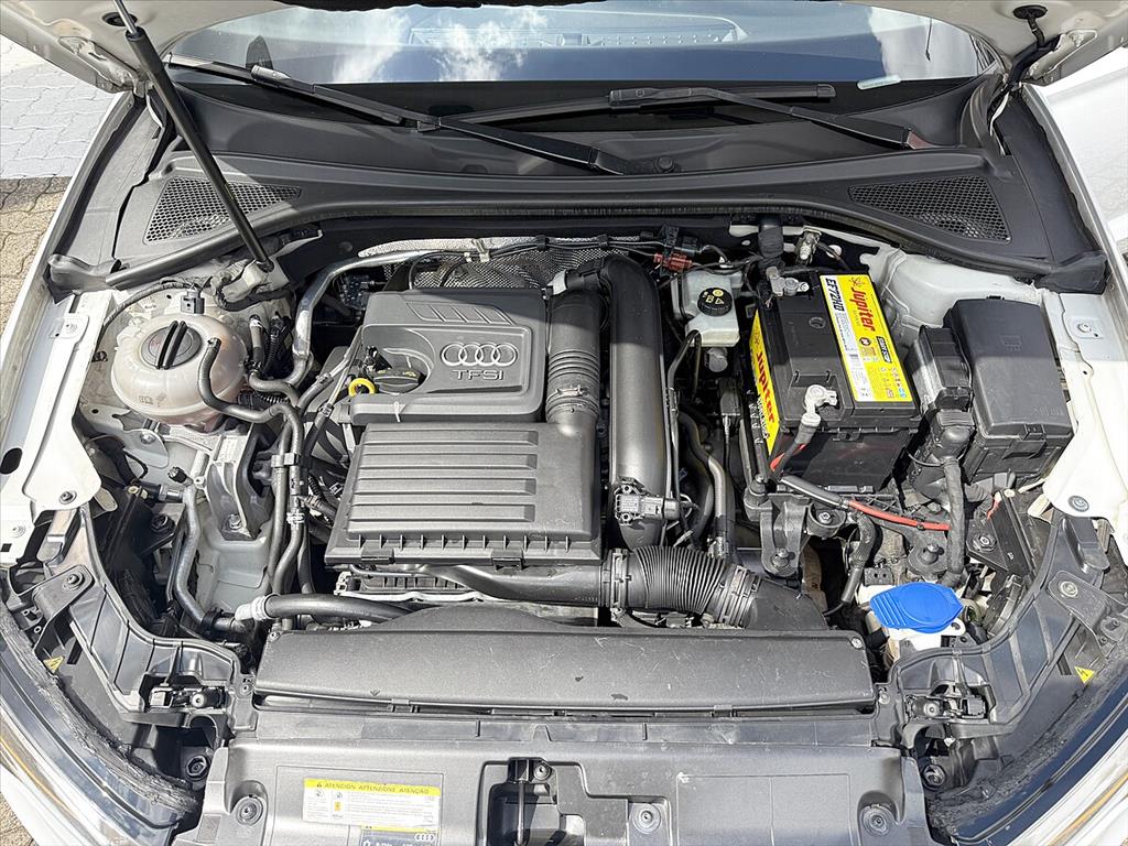 Audi A3 - 1.4 TFSI ATTRACTION 16V GASOLINA 4P S-TRONIC