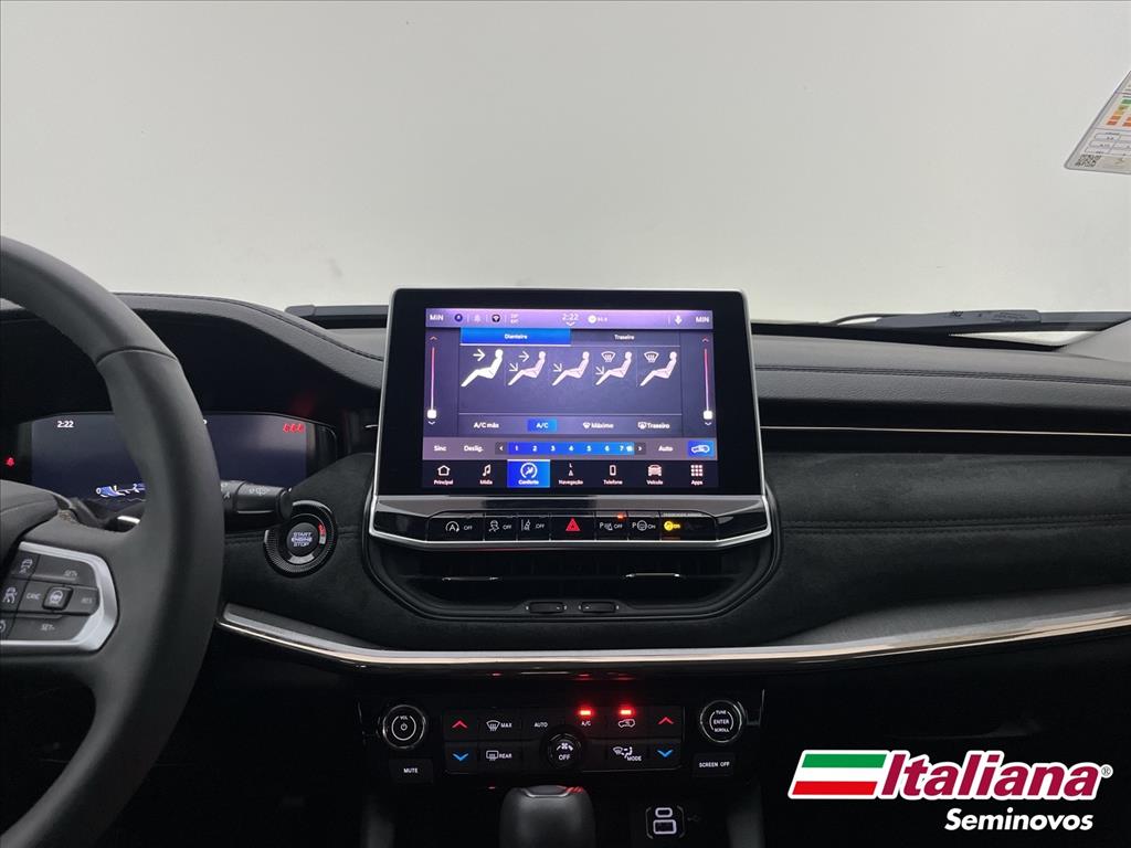 COMMANDER 1.3 T270 TURBO FLEX LIMITED AT69