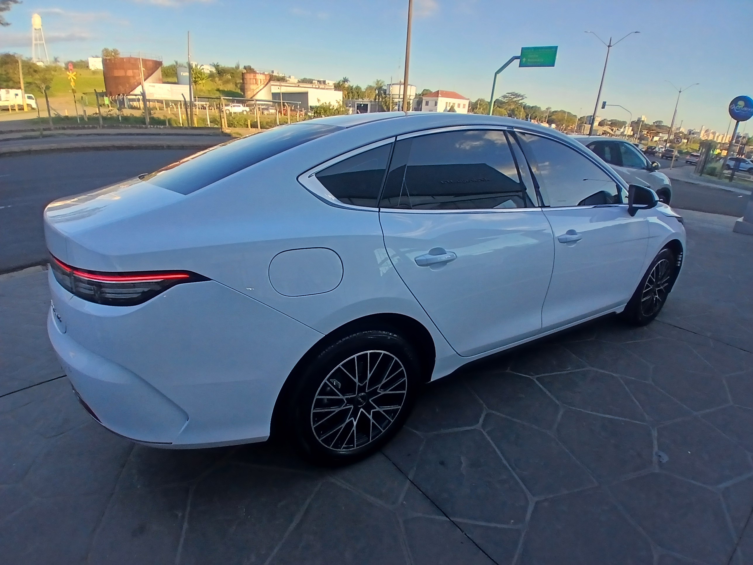 KING 1.5 DM-I PHEV GS AUTOMÁTICO5