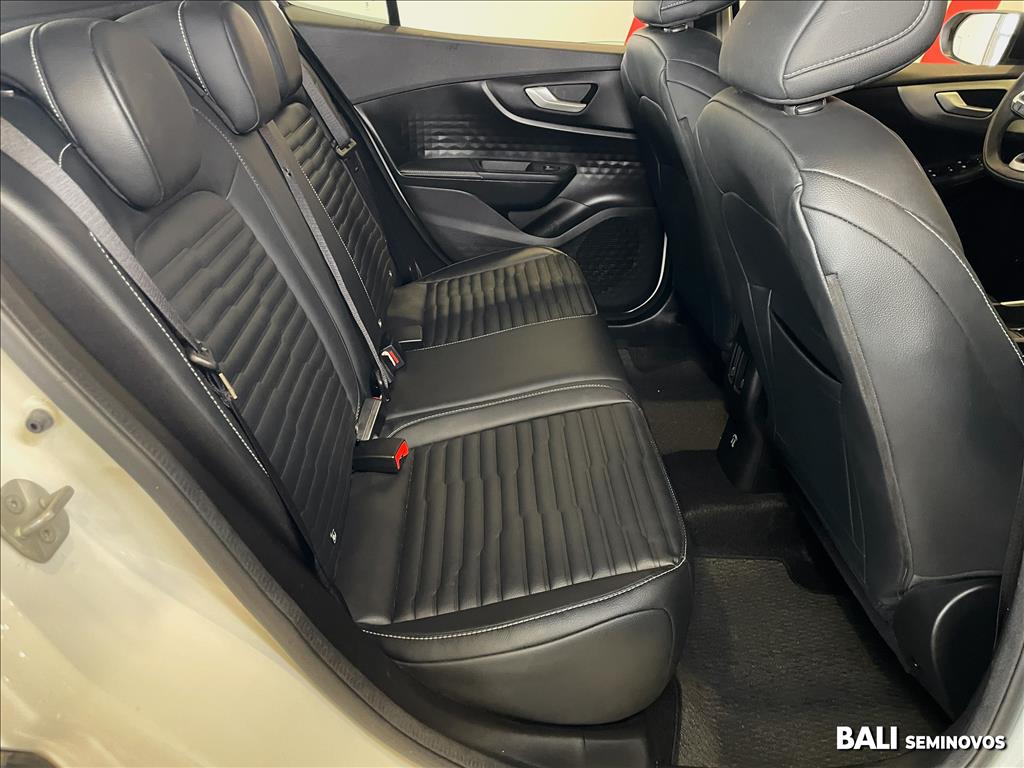 FASTBACK 1.0 TURBO 200 HYBRID AUDACE CVT17