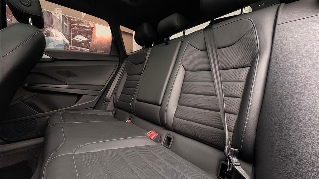 TAOS 1.4 250 TSI TOTAL FLEX HIGHLINE AUTOMÁTICO14