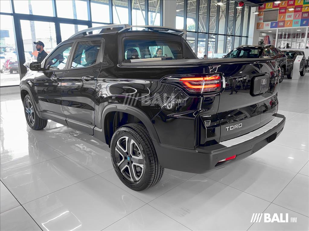 TORO 1.3 TURBO 270 FLEX FREEDOM AT65