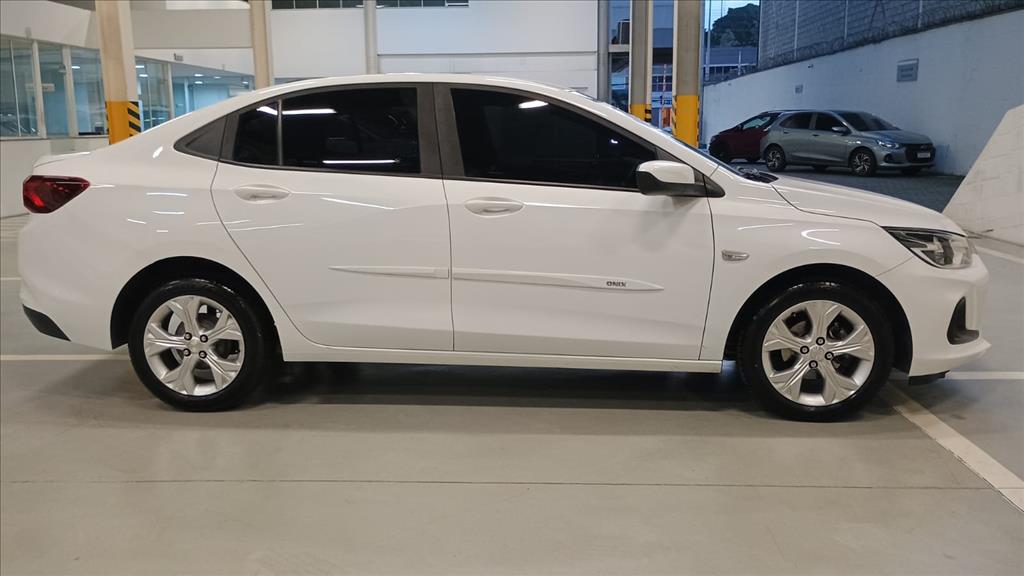 ONIX PLUS 1.0 TURBO FLEX LTZ AUTOMÁTICO6