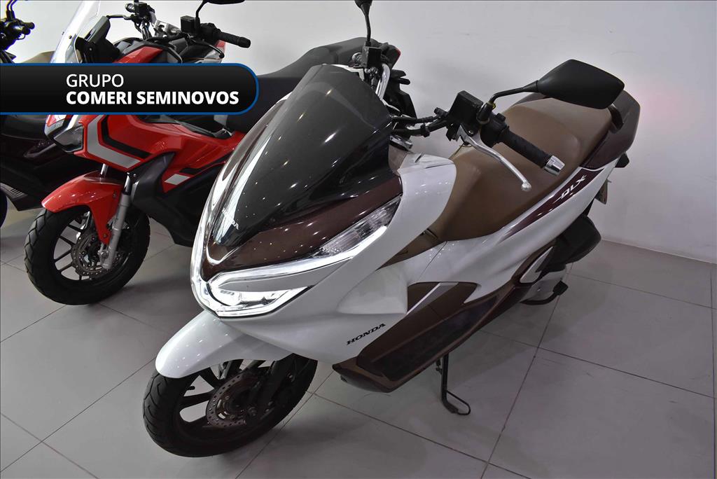 PCX DLX