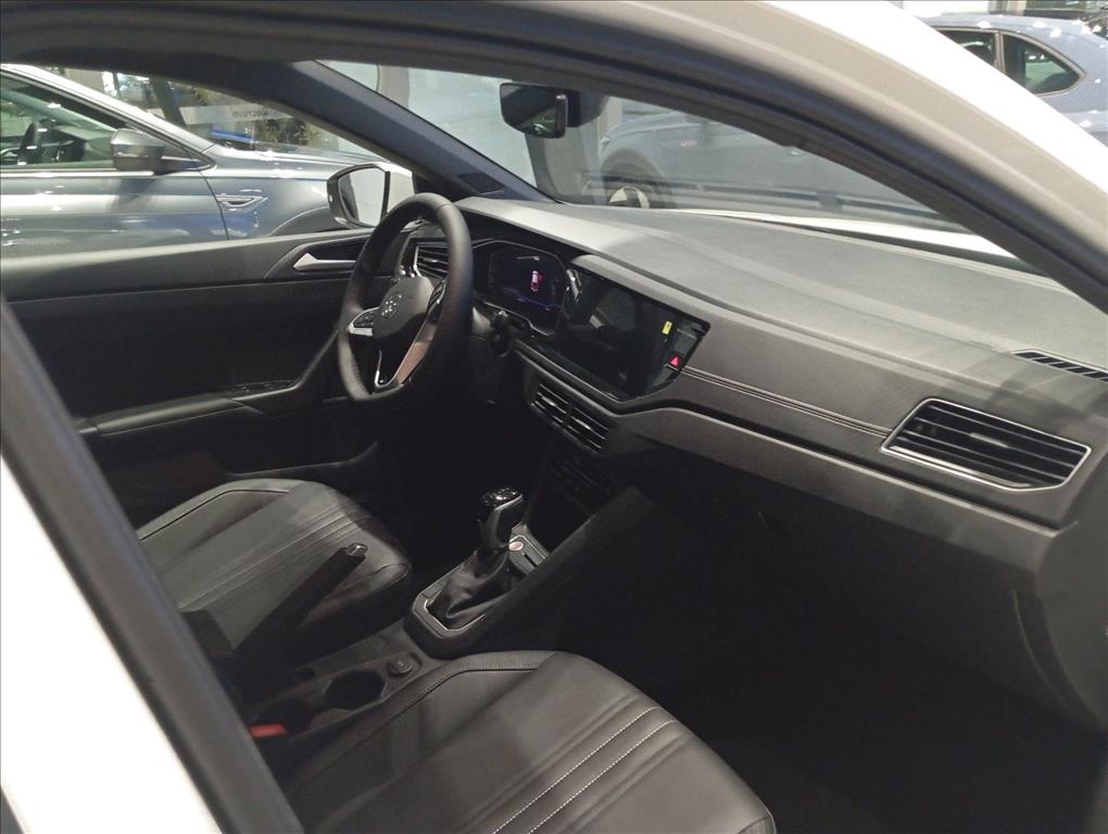 NIVUS 1.0 200 TSI TOTAL FLEX HIGHLINE AUTOMÁTICO5