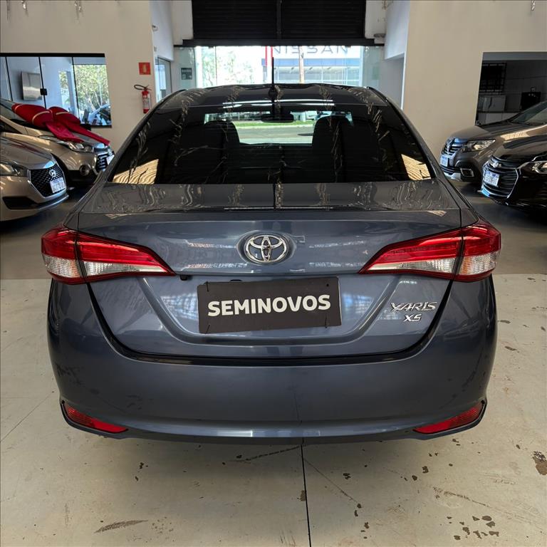 YARIS 1.5 16V FLEX SEDAN XS CONNECT MULTIDRIVE4