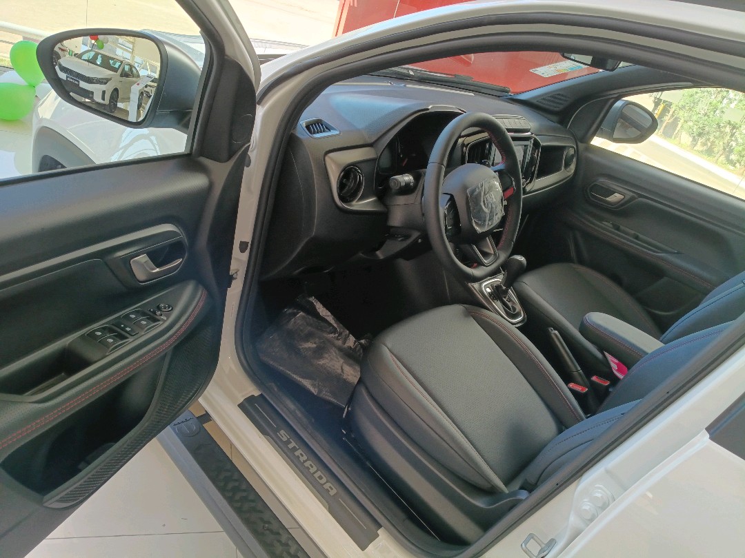 STRADA 1.0 TURBO 200 FLEX ULTRA CD CVT8