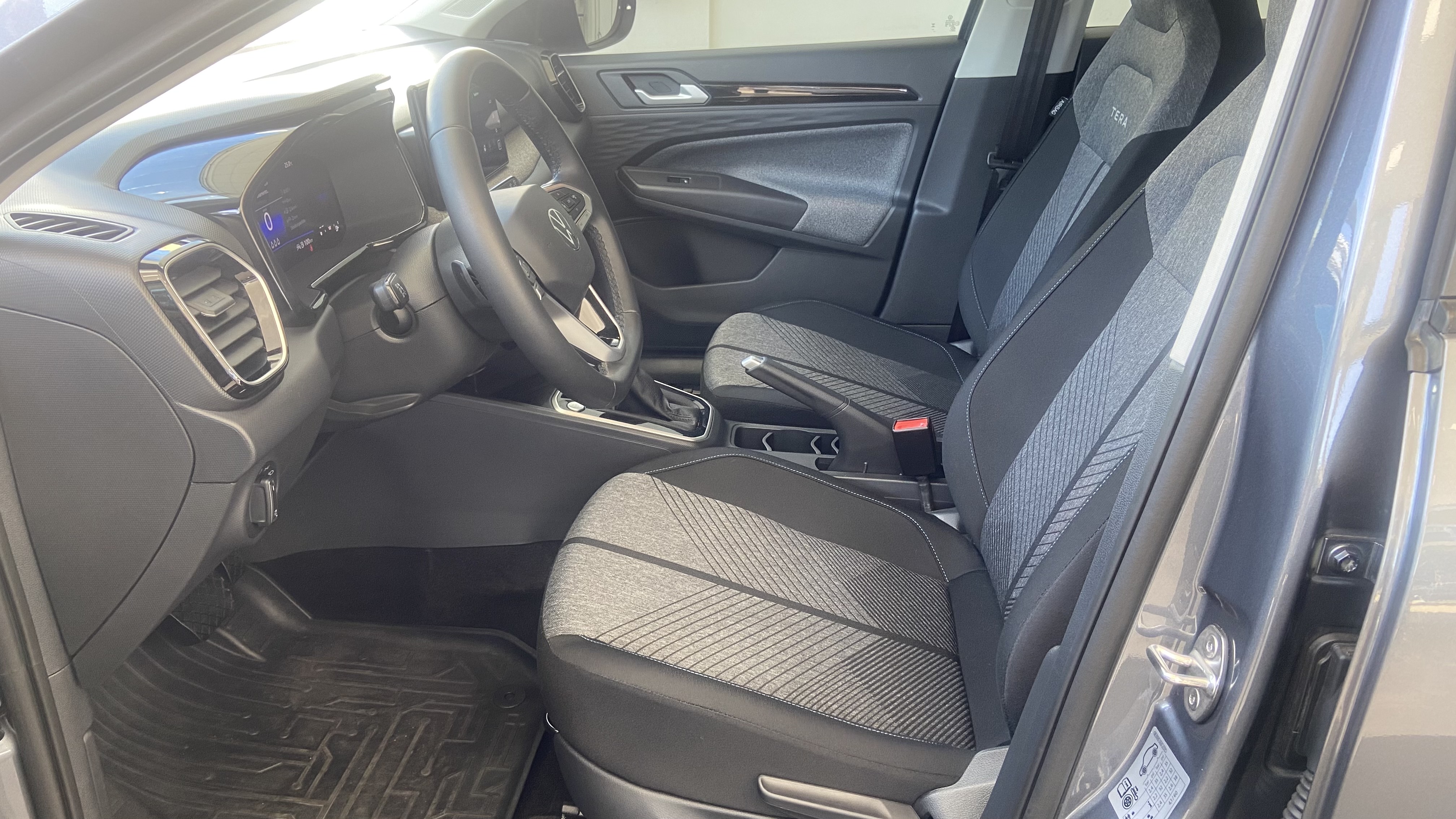 Volkswagen-TERA-1.0 170 TSI COMFORT AUTOMÁTICO