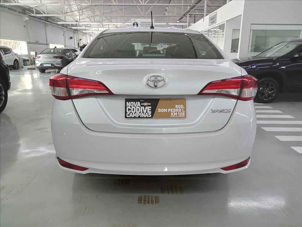 YARIS 1.5 16V FLEX SEDAN XL LIVE MULTIDRIVE3