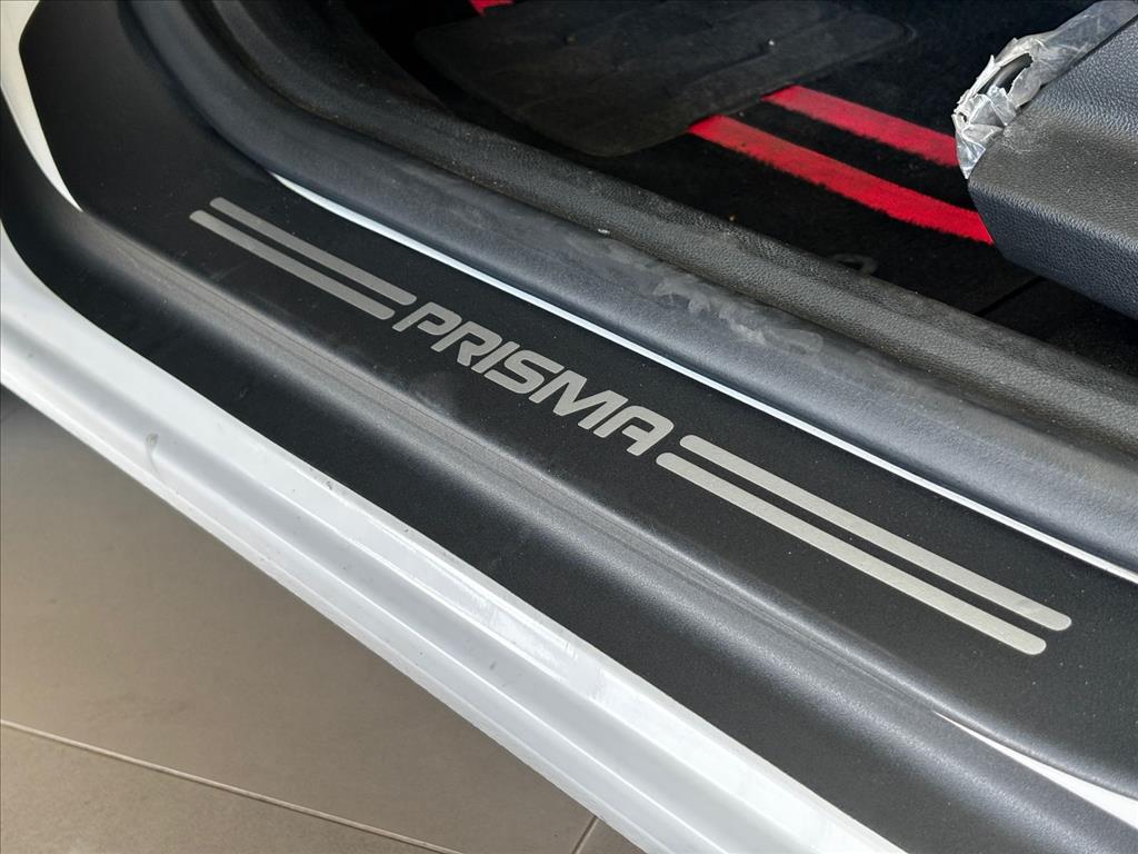 PRISMA 1.4 MPFI LT 8V FLEX 4P MANUAL PRISMA 1.4 MPFI LT 8V FLEX 4P MANUAL