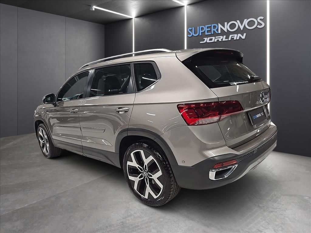 TAOS 1.4 250 TSI TOTAL FLEX HIGHLINE AUTOMÁTICO3