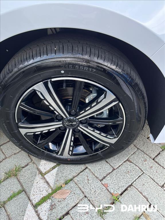KING 1.5 DM-I PHEV GS AUTOMÁTICO10