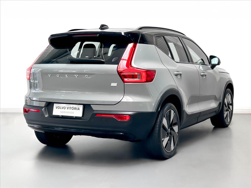 Volvo-XC40-P6 RECHARGE ELECTRIC PLUS