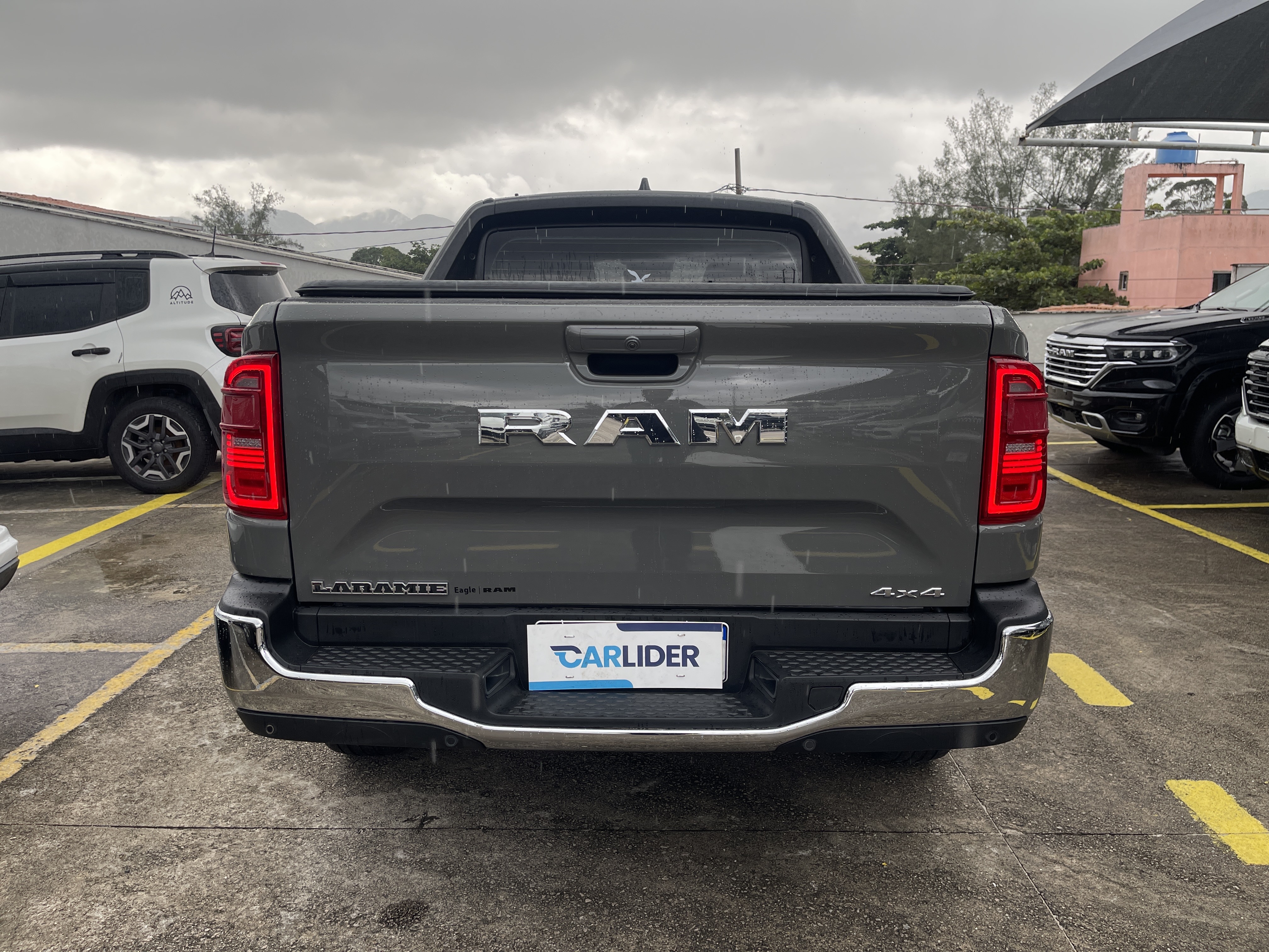 RAMPAGE 2.0 TURBO DIESEL LARAMIE 4X4 AUTOMÁTICO6