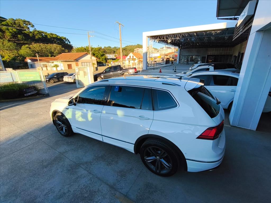 TIGUAN 2.0 350 TSI GASOLINA ALLSPACE R-LINE 4MOTION DSG4