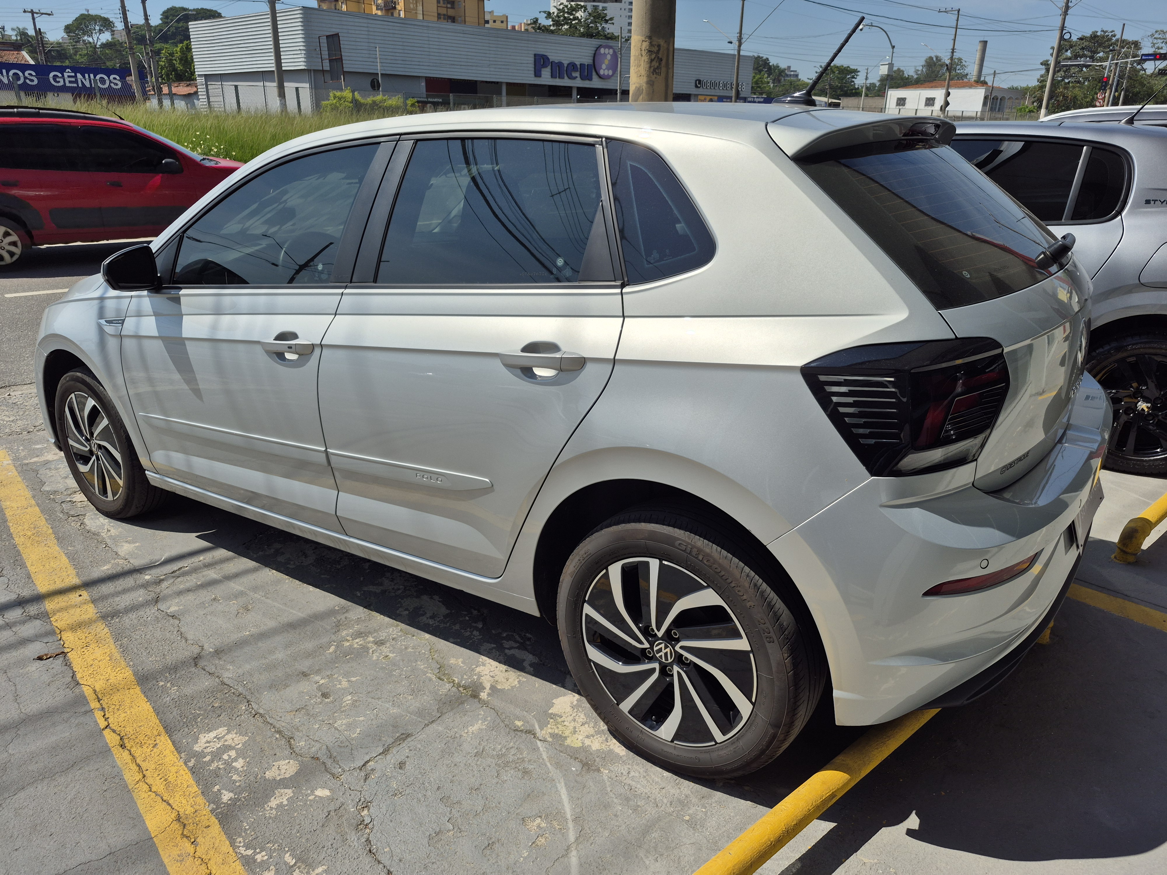 Foto ilustrativa do carro