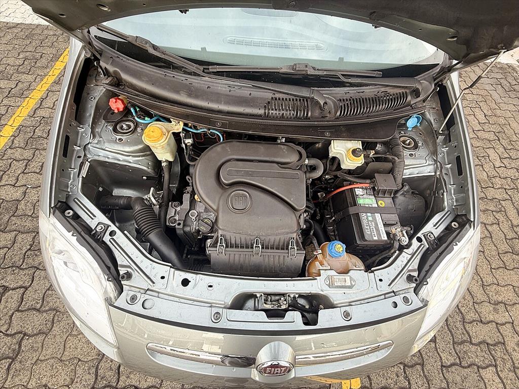 Fiat Palio - 1.4 MPI ATTRACTIVE 8V FLEX 4P MANUAL