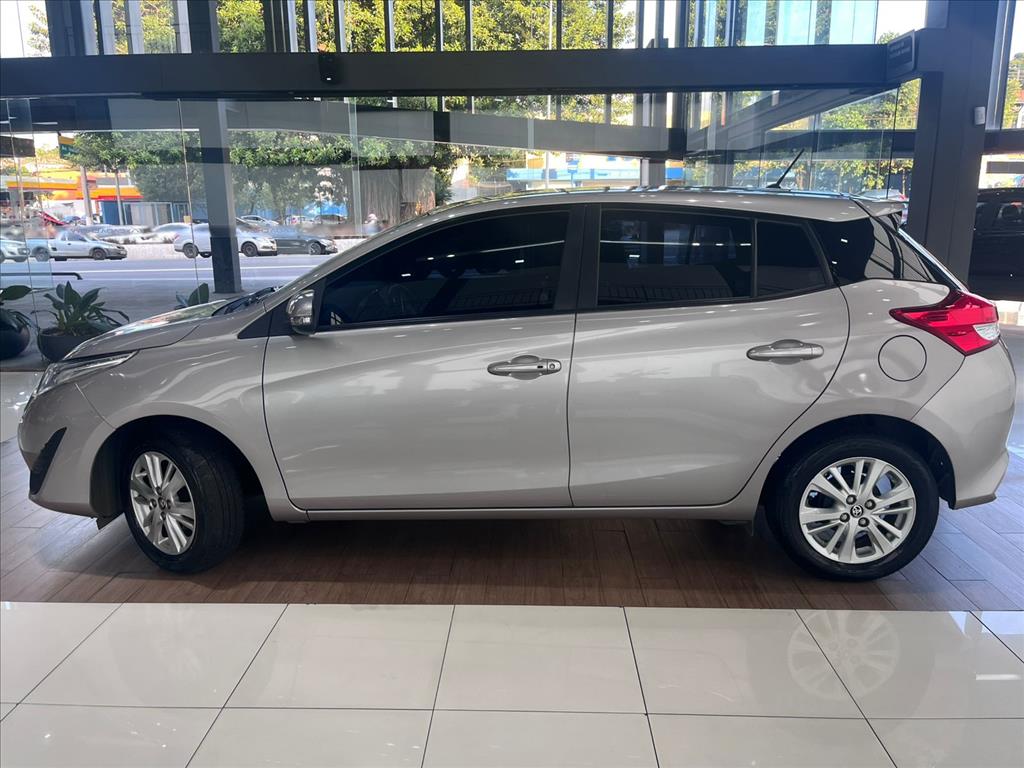 Toyota-YARIS-1.3 16V FLEX XL PLUS TECH MULTIDRIVE