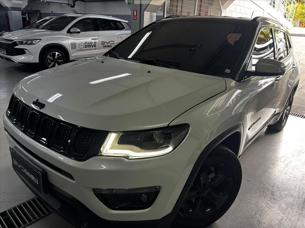 COMPASS 2.0 16V FLEX LONGITUDE AUTOMÁTICO