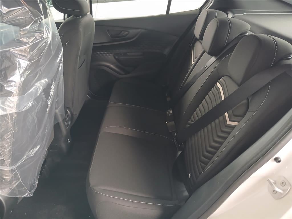 FASTBACK 1.0 TURBO 200 FLEX CVT6