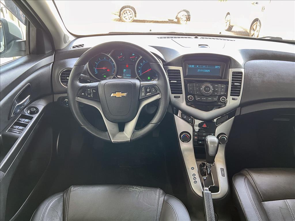 CRUZE 1.8 LT 16V FLEX 4P MANUAL10