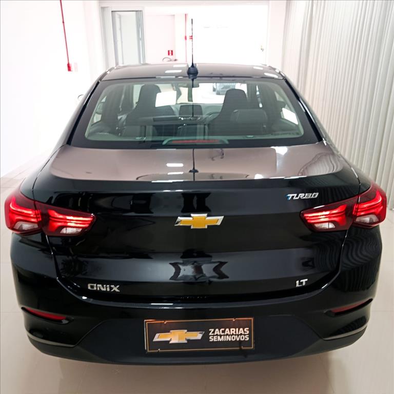 ONIX PLUS 1.0 TURBO FLEX LT AUTOMÁTICO3