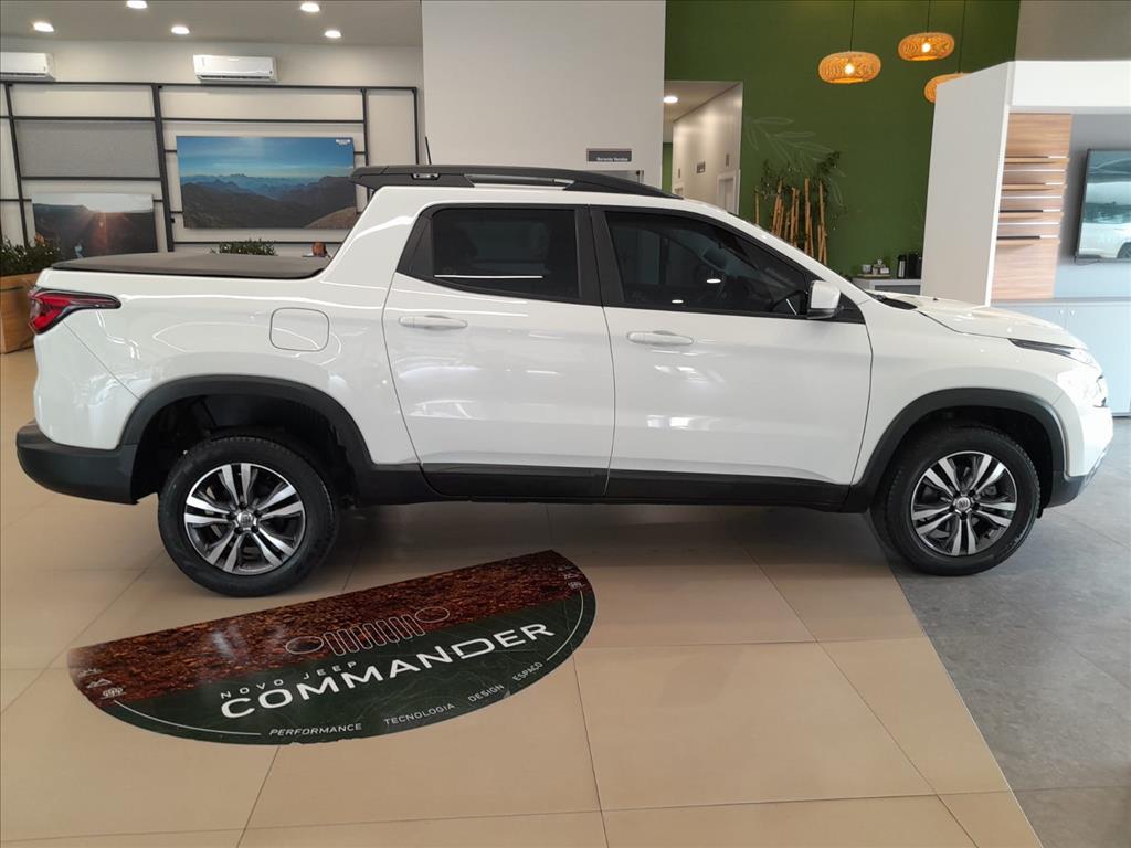 TORO 1.3 TURBO 270 FLEX FREEDOM AT63