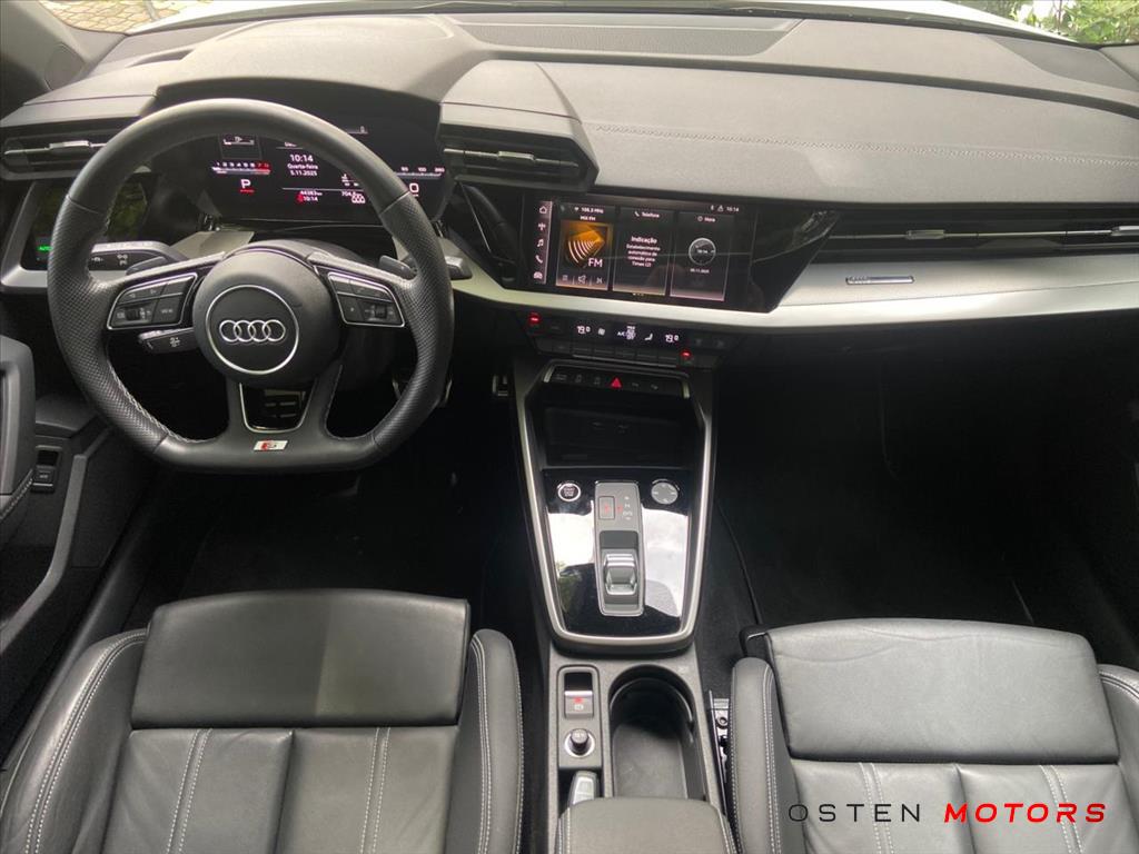 Audi-A3-2.0 40 TFSI MHEV SEDAN PERFORMANCE BLACK S-TRONIC