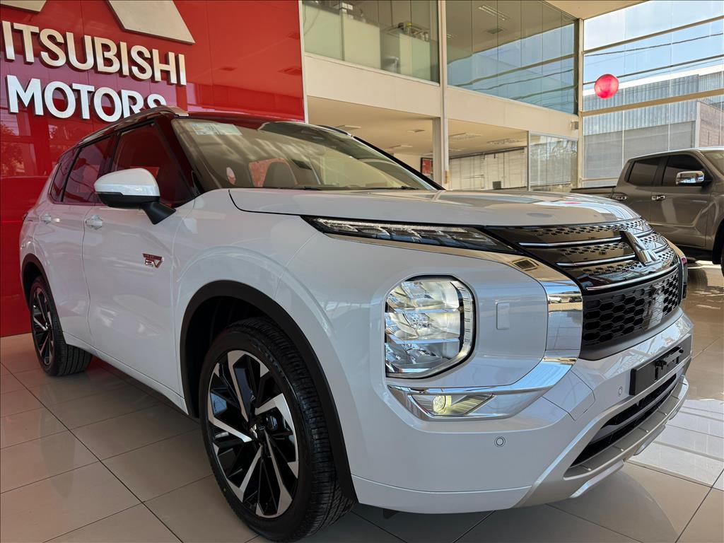 Mitsubishi-OUTLANDER-2.4 PHEV SIGNATURE S-AWC DHT