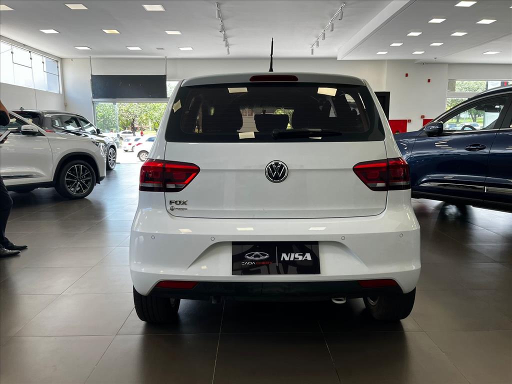 VW - Volkswagen-FOX-1.6 MSI TOTAL FLEX CONNECT 4P MANUAL