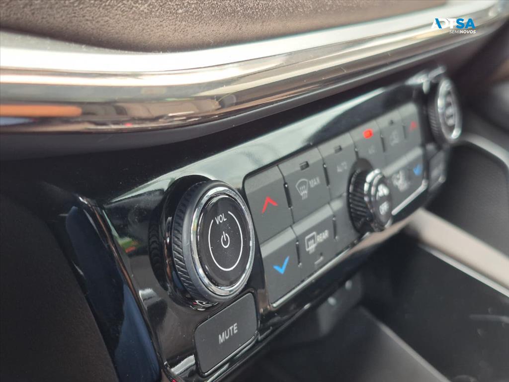 JEEP COMMANDER 2.0 HURRICANE 4 TURBO GASOLINA OVERLAND AT9