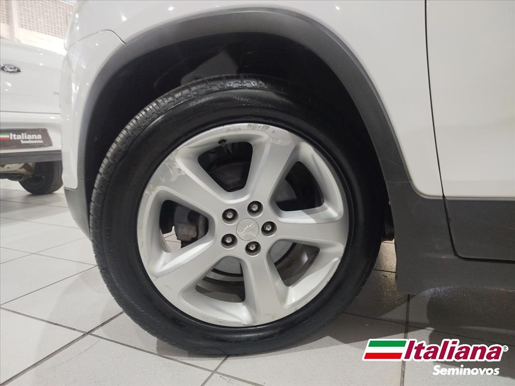 TRACKER 1.8 MPFI LTZ 4X2 16V FLEX 4P AUTOMÁTICO8
