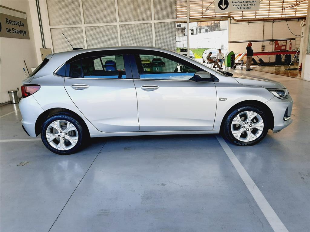 ONIX 1.0 TURBO FLEX AUTOMÁTICO4