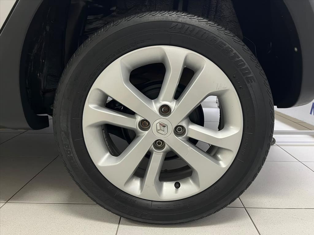 SANDERO 1.6 STEPWAY 8V FLEX 4P AUTOMATIZADO11